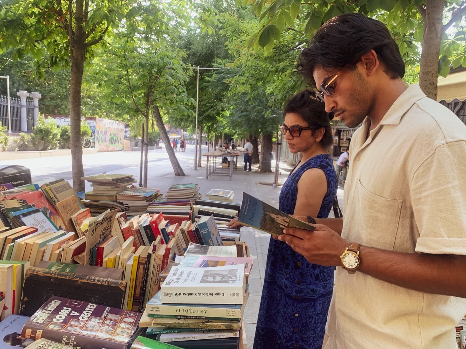 Perusing Spanish literature. With Mom in Madrid. July’23.